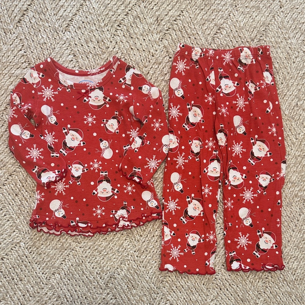 EUC Sarah’s Prints ruffle Santa & snowman Pajama set size 2